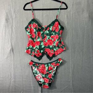Rare! VTG Victoria's Secret Gold Label camisole
Lingerie Set Medium Roses Lux